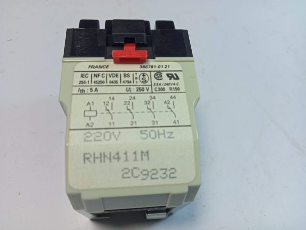 TELEMECANIQUE RHN411M INST-RELAY 220V AC