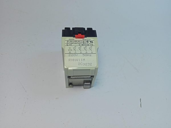 TELEMECANIQUE RHN411M INST-RELAY 220V AC